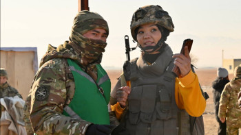 Фотография к новости: Объективтегі әскерлер: журналистер шынайы өмірін көрді