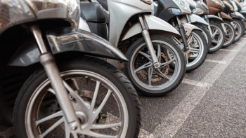 Фотография к новости: Мопед ресми түрде көлікке теңестіріледі: астаналықтар нені білуі керек