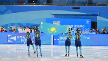 Фотография к новости: Азиада-2025: шорт-тректен Қазақстан құрамасы – күміс медаль иегері