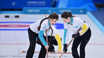 Фотография к новости: Азиада-2025: Қазақстан әйелдер құрамасы керлингтен алғашқы жеңісіне қол жеткізді