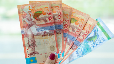 Былтыр банкомат арқылы 25,4 трлн теңге шешіп алынды