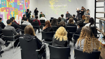 Фотография к новости: Қарағанды жастары экологиялық сын-қатерлерді талқылауда