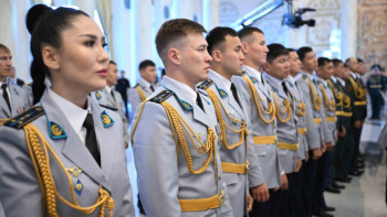 Фотография к новости: Тоқаев күштік құрылым қызметкерлерін марапаттады