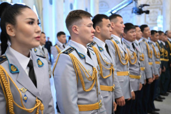 Фотография к новости: Тоқаев күштік құрылым қызметкерлерін марапаттады