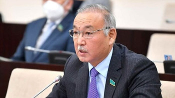 Фотография к новости: БЖЗҚ салымшыларының мүддесін қорғай алмай жатырмыз – сенатор