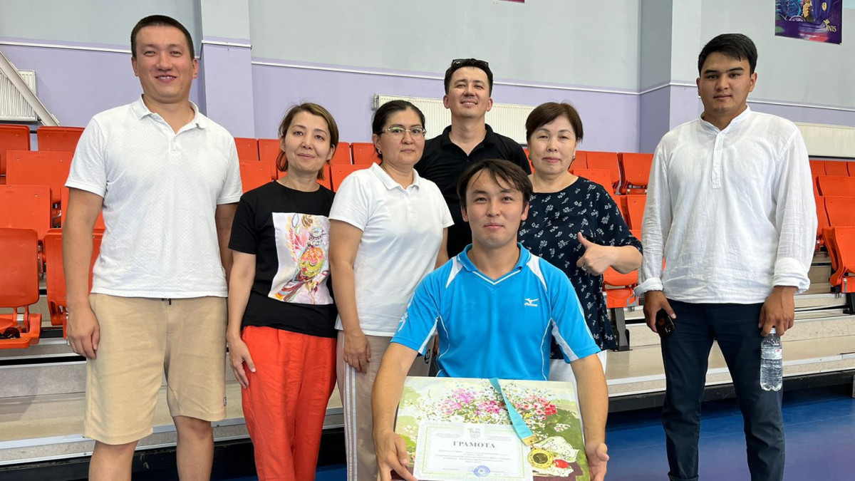  Кейіпкердің жеке мұрағатынан