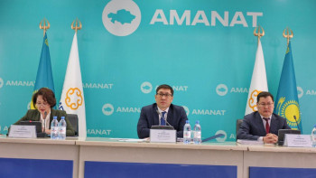 Фотография к новости: Ұлытау облысындағы бизнес-қоғамдастықпен Салық кодексіндегі түзетулер талқыланды