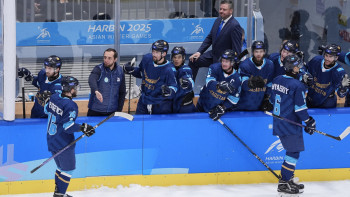 Фотография к новости: Харбин 2025: Хоккейден ерлер құрамасы алтын алды