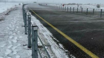 Фотография к новости: Қарағанды облысында жол бойындағы тростық тосқауылдар сыналды