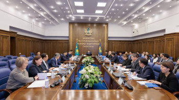 Фотография к новости: 3,2 млрд теңге: Орта білім беруге бөлінген қаржы тиімсіз жұмсалған