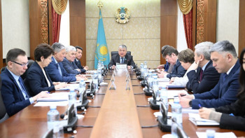 Фотография к новости: Сенатта Қазақстан мен Ресейдің энергожүйелері туралы заң талқыланды