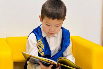 Фотография к новости: 800 мектеп кітапханасы модернизациядан өтіп, кітап қоры жаңартылды