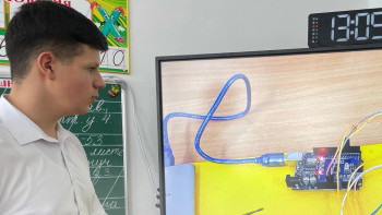 Фотография к новости: Қостанайлық оқушы су тасқыны кезінде көпірлерді қираудан қорғайтын инновациялық жоба әзірледі