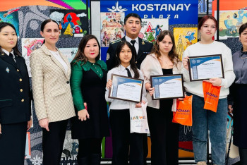 Фотография к новости: "Зан мен Тәртіп": Қостанайда оқушыларға арналған акция өтті