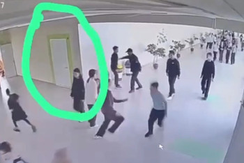 Фотография к новости: Павлодарда мектеп күзетшісі мас күйінде оқушыны ұрған