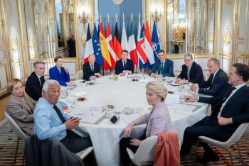 Фотография к новости: АҚШ-тың саясатындағы өзгеріске қарамастан, қай елдер Украинаны қолдауды жалғастырады?