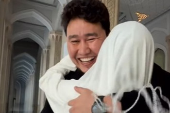 Фотография к новости: Жаханның "жаңалығы": "Үш рет кездесіп, үйлендім"