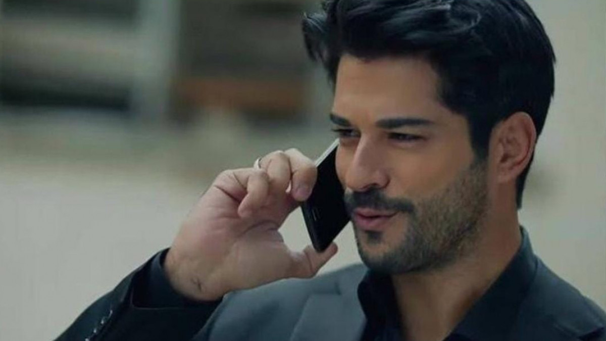  Instagram/burakozcivit