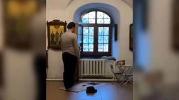 Фотография к новости: Шіркеуде намаз оқыған мұсылман желіні шулатты