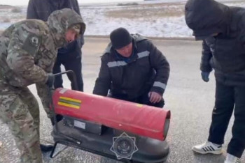 Фотография к новости: Қостанайда 70 шетелдік азамат қар құрсауында қалған