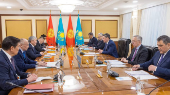 Фотография к новости: Қазақстан мен Қырғызстанның сауда-экономикалық ынтымақтастықтығы нығайтылмақ