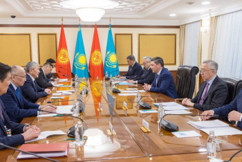 Фотография к новости: Қазақстан мен Қырғызстанның сауда-экономикалық ынтымақтастықтығы нығайтылмақ