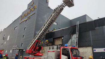 Фотография к новости: Елордада сауда орталығы өртеніп жатыр