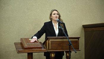 Фотография к новости: Мәжіліске жаңа депутат келді