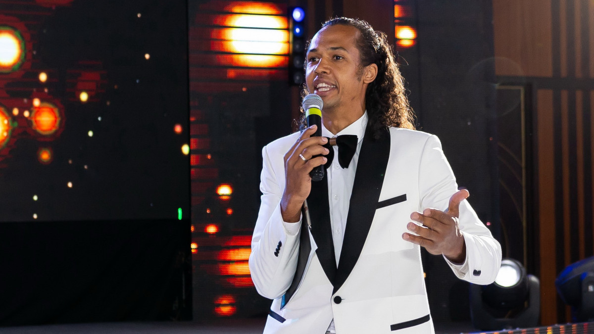  Кейіпкердің жеке мұрағатынан