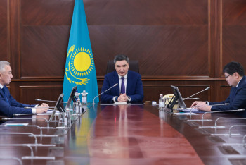 Фотография к новости: Бектенов кәсіпкерлерді 2 апта ішінде салық сомасын әділетті түрде төлеуге шақырды