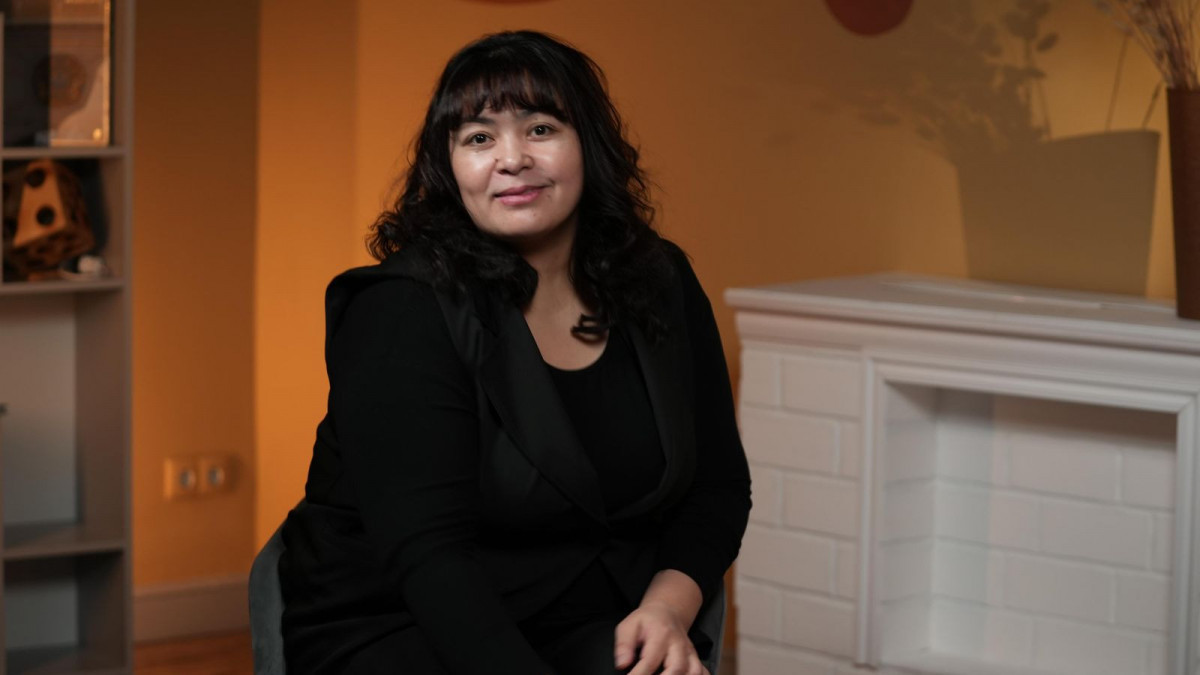  Кейіпкердің жеке мұрағатынан