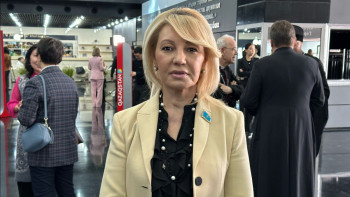 Фотография к новости: Ассамблея Қазақстан символына айналды