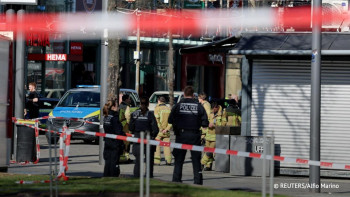 Фотография к новости: Автокөлік көше ортасында бір топ адамды қағып өтті: Қаза болғандар бар