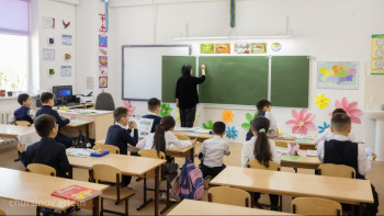 Фотография к новости: Жасанды интеллект мұғалімдер санын қысқартпай ма?