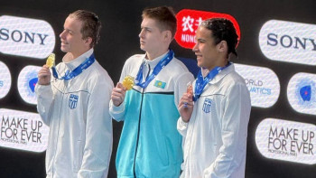 Фотография к новости: Виктор Друзин Париждегі Әлем кубогында жеңімпаз атанды