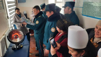 Фотография к новости: Әжетханада босанып қалған әйел бесінші баласына жүкті екенін білмеген