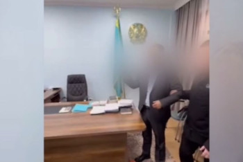 Фотография к новости: 2 млрд теңгені жымқырған сот сараптама орталығының қызметкерлері ұсталды