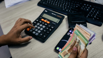 Фотография к новости: Жұмыс уақыты мен үстеме еңбек ақысы қалай есептеледі? Сарапшы түсіндірді