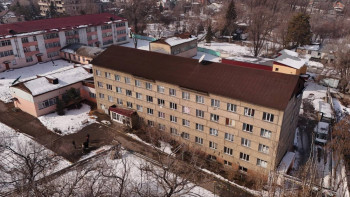 Фотография к новости: Балалар үйінің ғимараты бизнесмендерге сатылғаны рас па?