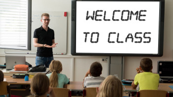 Фотография к новости: Ағылшын және орыс тілі мұғалімі керек: Қай өңірде педагогтерге бос орын бар?