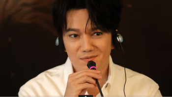 Фотография к новости: Димаш Құдайберген Уолтер Афанасьевпен алғашқы туындысын ұсынбақ