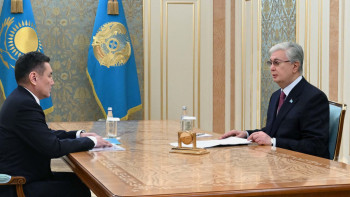 Фотография к новости: Мемлекет басшысы Шығыс Қазақстан облысының әкімін қабылдады