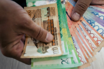 Фотография к новости: Қазақстандықтардың депозиттері неге азайды?