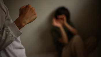 Фотография к новости: Анасын аяусыз ұрған ер адам қамалды