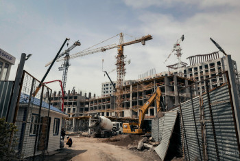 Фотография к новости: Жоғарғы сот рұқсатсыз салынған құрылыстың дауын шешті