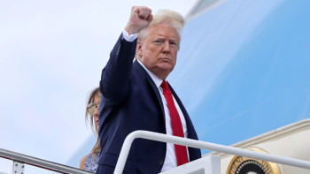 Фотография к новости: Трамп Украинаның оппазициясымен жасырын келіссөздер жүргізген