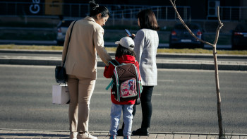 Фотография к новости: Қазақстанда онлайн оқуда әйелдер алда келеді