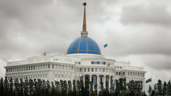 Фотография к новости: Президент бірқатар азаматты мемлекеттік наградалармен марапаттады