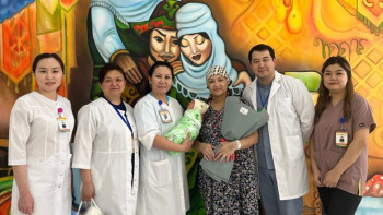 Фотография к новости: 11 баласы бар келіншек көпбалалы болудан қорықпауға шақырды