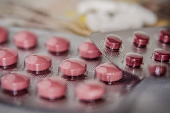 Фотография к новости: Қандай дәрі-дәрмек бауырды зақымдайды